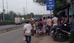 Nổ lớn trước cửa nhà, nữ chủ quán cà phê nguy kịch